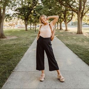 Albion Fit: Audrey Capri Pants, Black - Sz.M